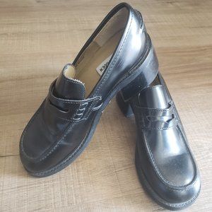 Vintage 90s Steve Madden black platform loafers